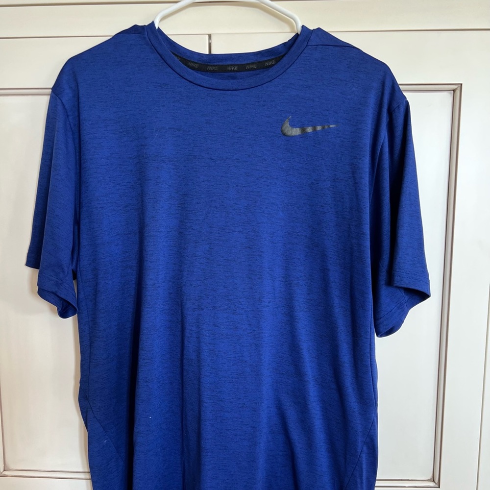 Mens Nike Tee